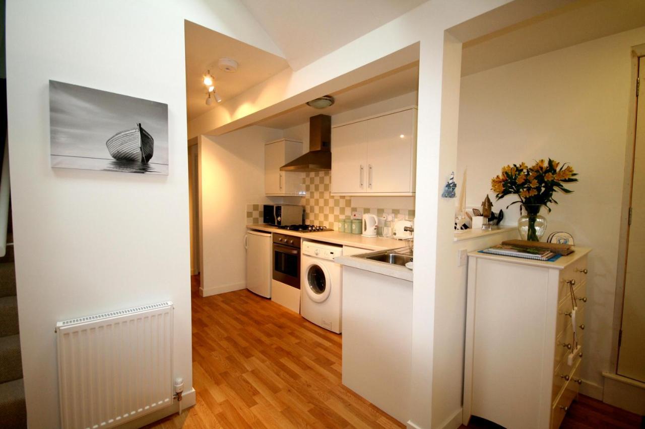 Aberlady Willow Cottage, A Unique, Charming Cottage Situated In A Quiet Street In An East Lothian Village מראה חיצוני תמונה